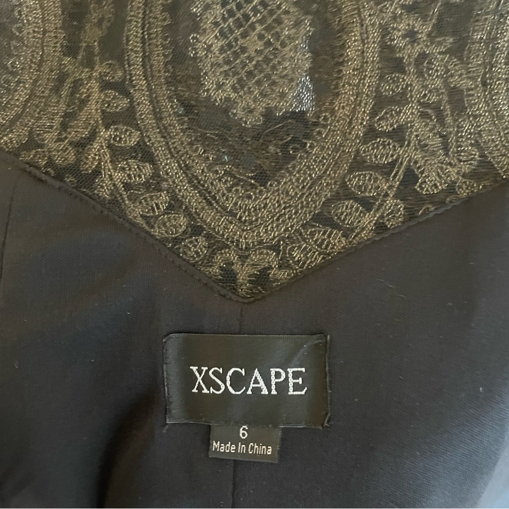 Elegant Black and Gold Embellished Dress - Picture 4 of 11